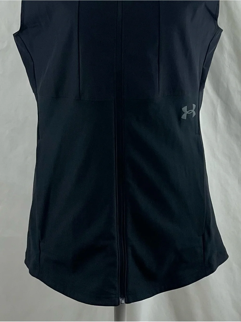 Under Armour Black Sleeveless GorpCore Performance Vest NWOT Size S